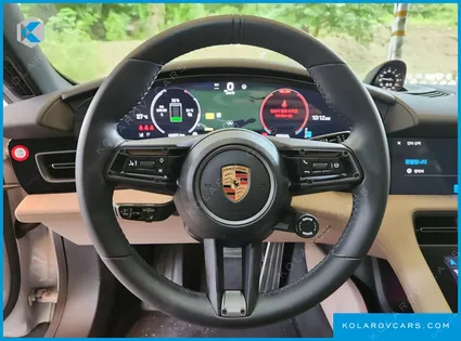 PORSCHE TAYCAN BASE