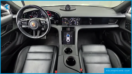 PORSCHE TAYCAN BASE