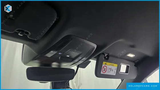 PORSCHE TAYCAN BASE