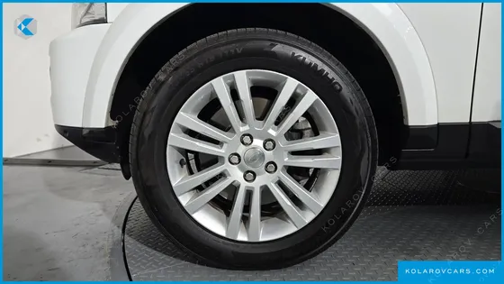 LAND ROVER DISCOVERY 3.0 SDV6 HSE