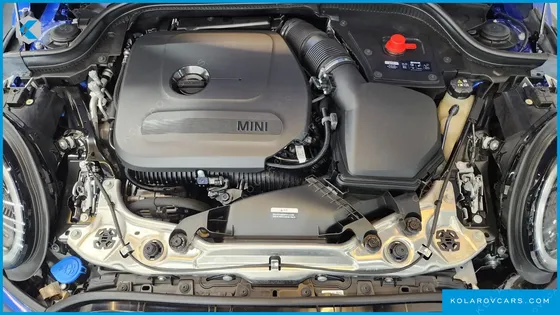 MINI COOPER 5 DOOR FAVOURED