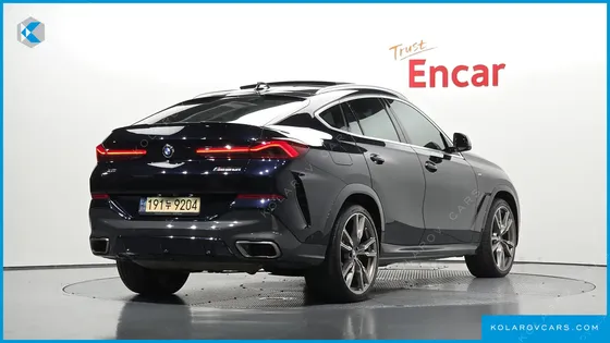 BMW X6 M50I
