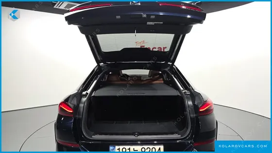 BMW X6 M50I