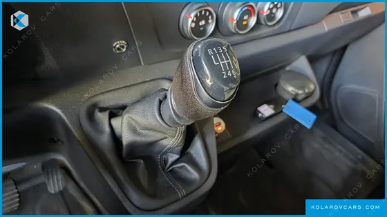 RENAULT KOREA MASTER 2.3 15-SEATER