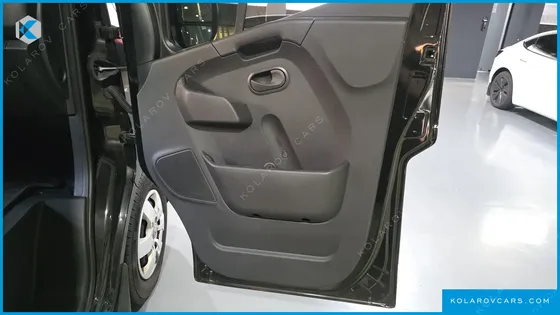 RENAULT KOREA MASTER 2.3 15-SEATER