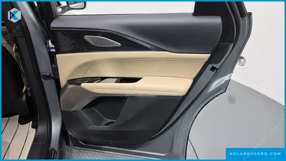 CADILLAC LYRIC SPORT