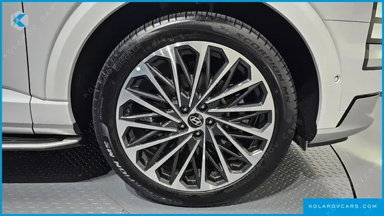 HYUNDAI PALISADE GASOLINE 2.5T 4WD 9-SEATER