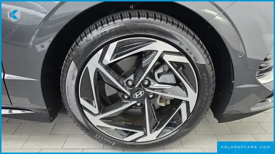 HYUNDAI SONATA INSPIRATION
