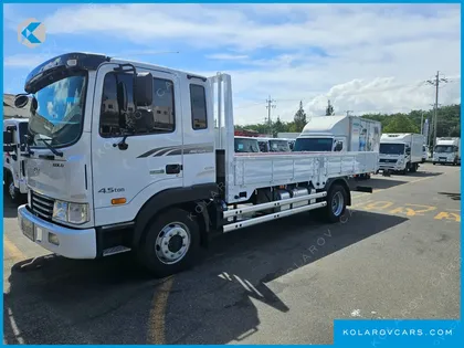 HYUNDAI MEGA TRUCK GOLD
