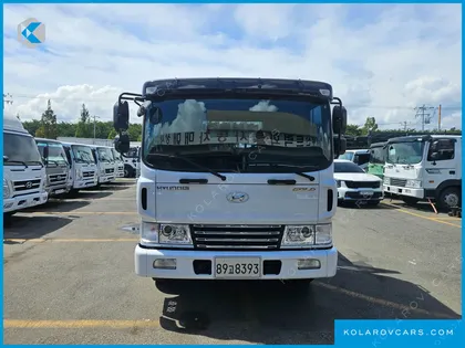 HYUNDAI MEGA TRUCK GOLD