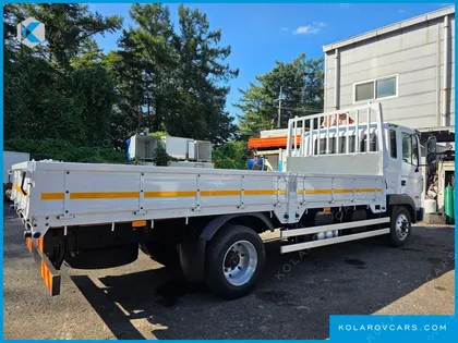 HYUNDAI MEGA TRUCK GOLD