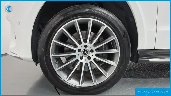 MERCEDES GLS-CLASS GLS500 4MATIC