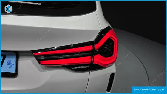 BMW IX3 M SPORTS