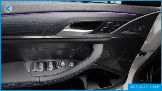 BMW IX3 M SPORTS