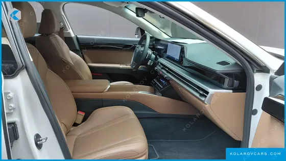 HYUNDAI GRANDEUR 2,5 GASOLINE 2WD