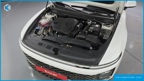 HYUNDAI GRANDEUR 2,5 GASOLINE 2WD