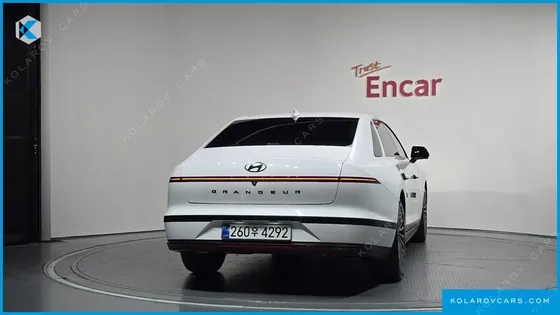 HYUNDAI GRANDEUR 2,5 GASOLINE 2WD