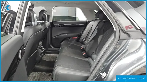 HYUNDAI GRANDEUR 2,5 GASOLINE 2WD