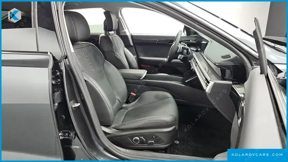 HYUNDAI GRANDEUR 2,5 GASOLINE 2WD