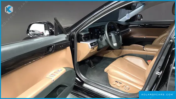 HYUNDAI GRANDEUR 2,5 GASOLINE 2WD