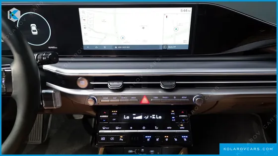 HYUNDAI GRANDEUR 2,5 GASOLINE 2WD