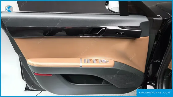 HYUNDAI GRANDEUR 2,5 GASOLINE 2WD