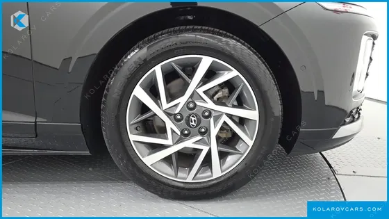 HYUNDAI GRANDEUR 2,5 GASOLINE 2WD