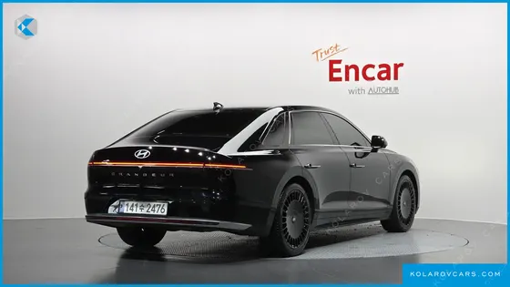 HYUNDAI GRANDEUR 2,5 GASOLINE 2WD