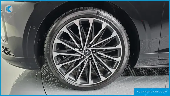 HYUNDAI GRANDEUR 2,5 GASOLINE 2WD
