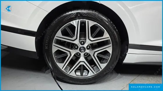 HYUNDAI GRANDEUR 2,5 GASOLINE 2WD
