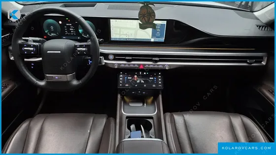 HYUNDAI GRANDEUR 2,5 GASOLINE 2WD