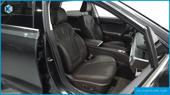 HYUNDAI GRANDEUR 2,5 GASOLINE 2WD