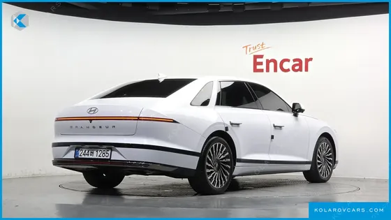 HYUNDAI GRANDEUR 2,5 GASOLINE 2WD