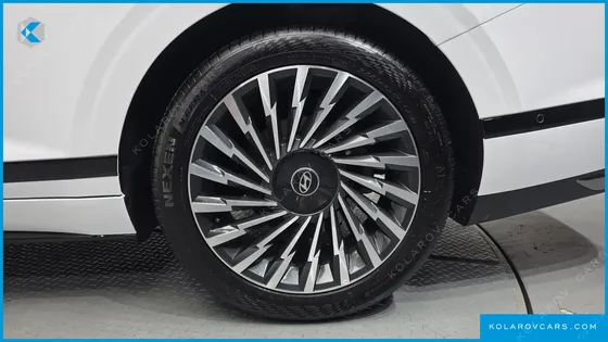 HYUNDAI GRANDEUR 2,5 GASOLINE 2WD