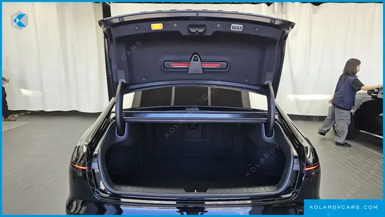 HYUNDAI GRANDEUR 3,5 GASOLINE 4WD