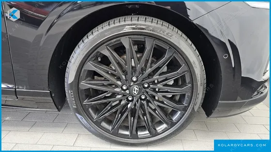 HYUNDAI GRANDEUR 3,5 GASOLINE 4WD