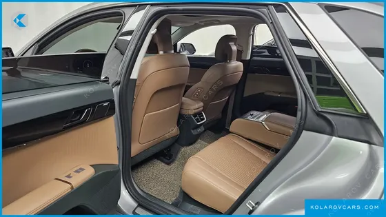 HYUNDAI GRANDEUR 2,5 GASOLINE 2WD