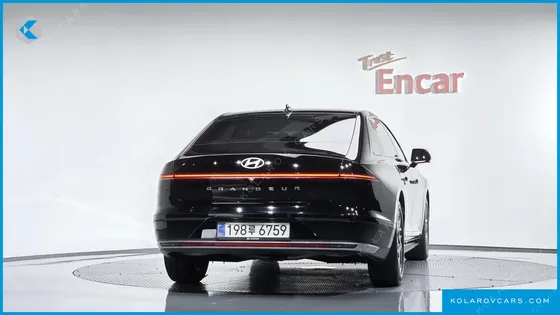 HYUNDAI GRANDEUR 2,5 GASOLINE 2WD