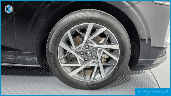 HYUNDAI GRANDEUR 2,5 GASOLINE 2WD