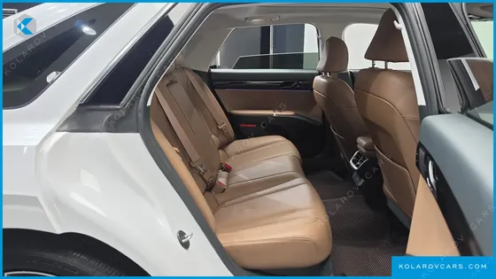 HYUNDAI GRANDEUR 2,5 GASOLINE 2WD