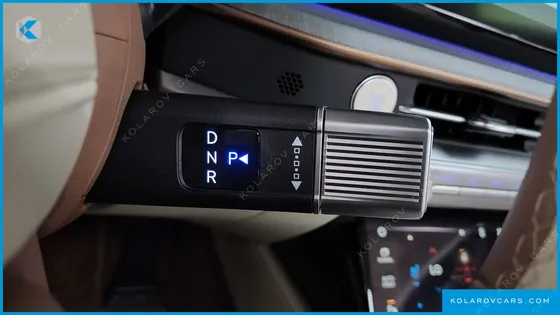 HYUNDAI GRANDEUR 2,5 GASOLINE 2WD