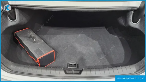 HYUNDAI GRANDEUR 2,5 GASOLINE 2WD