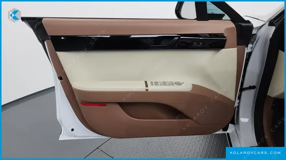 HYUNDAI GRANDEUR 2,5 GASOLINE 2WD