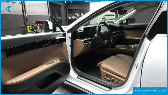 HYUNDAI GRANDEUR 2,5 GASOLINE 2WD