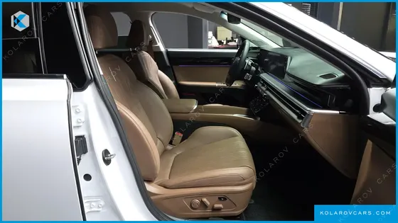 HYUNDAI GRANDEUR 2,5 GASOLINE 2WD