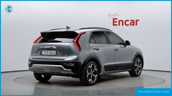 KIA NIRO SIGNATURE