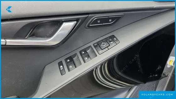 KIA NIRO SIGNATURE