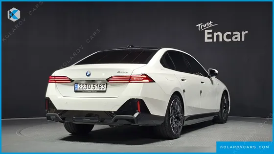 BMW 5 SERIES 530E M SPORT