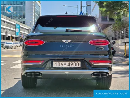 BENTLEY BENTAYGA 4.0 V8 EWB AZURE