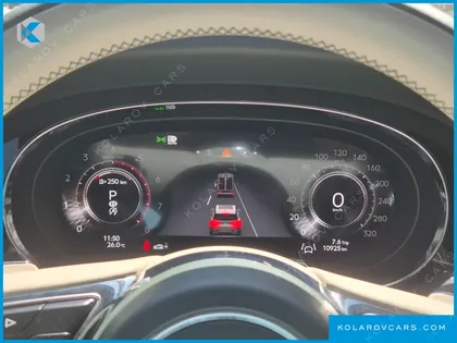 BENTLEY BENTAYGA 4.0 V8 EWB AZURE